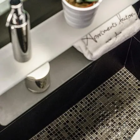 Mini With Balcony Apartman